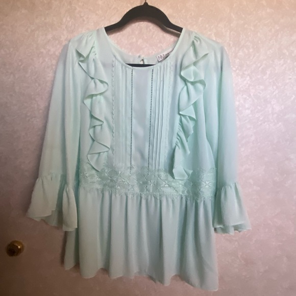 Neiman Marcus mint green blouse NWT size XL - Picture 1 of 3
